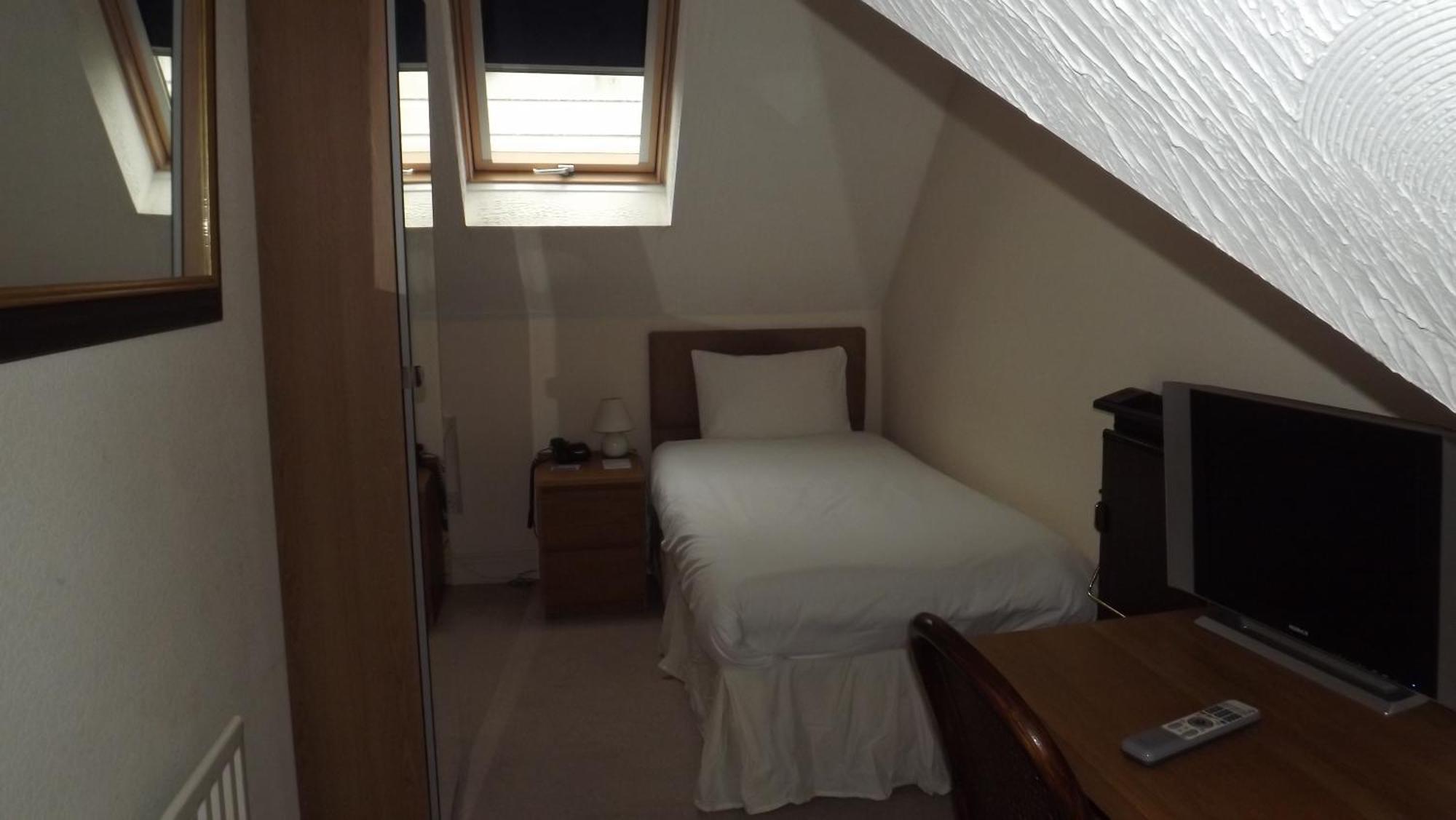 The Peacock Townhouse Hotel Kenilworth - Warwick Rum bild