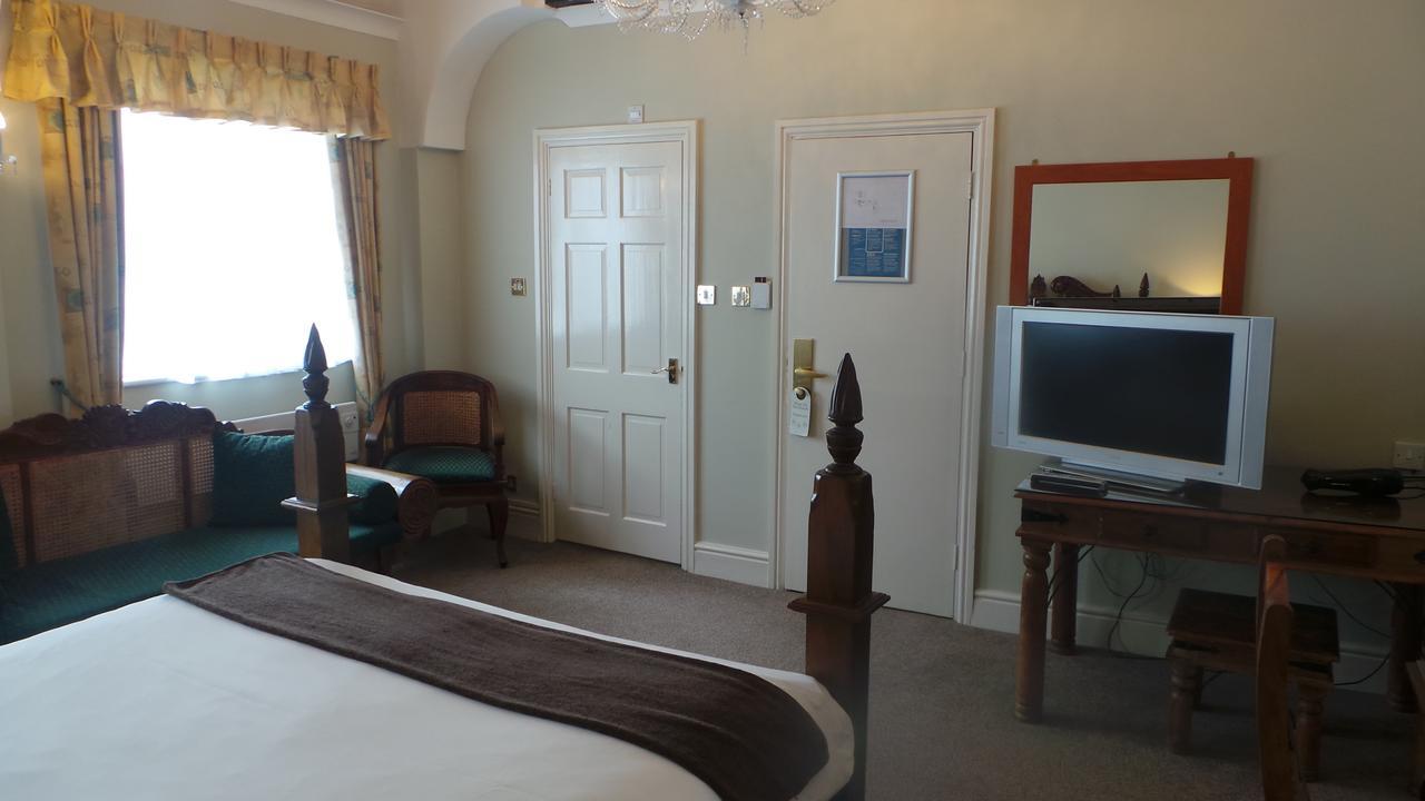 The Peacock Townhouse Hotel Kenilworth - Warwick Exteriör bild