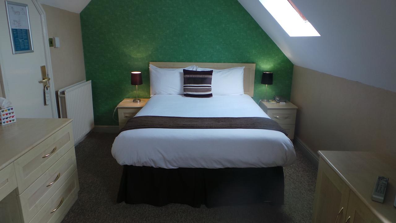 The Peacock Townhouse Hotel Kenilworth - Warwick Exteriör bild