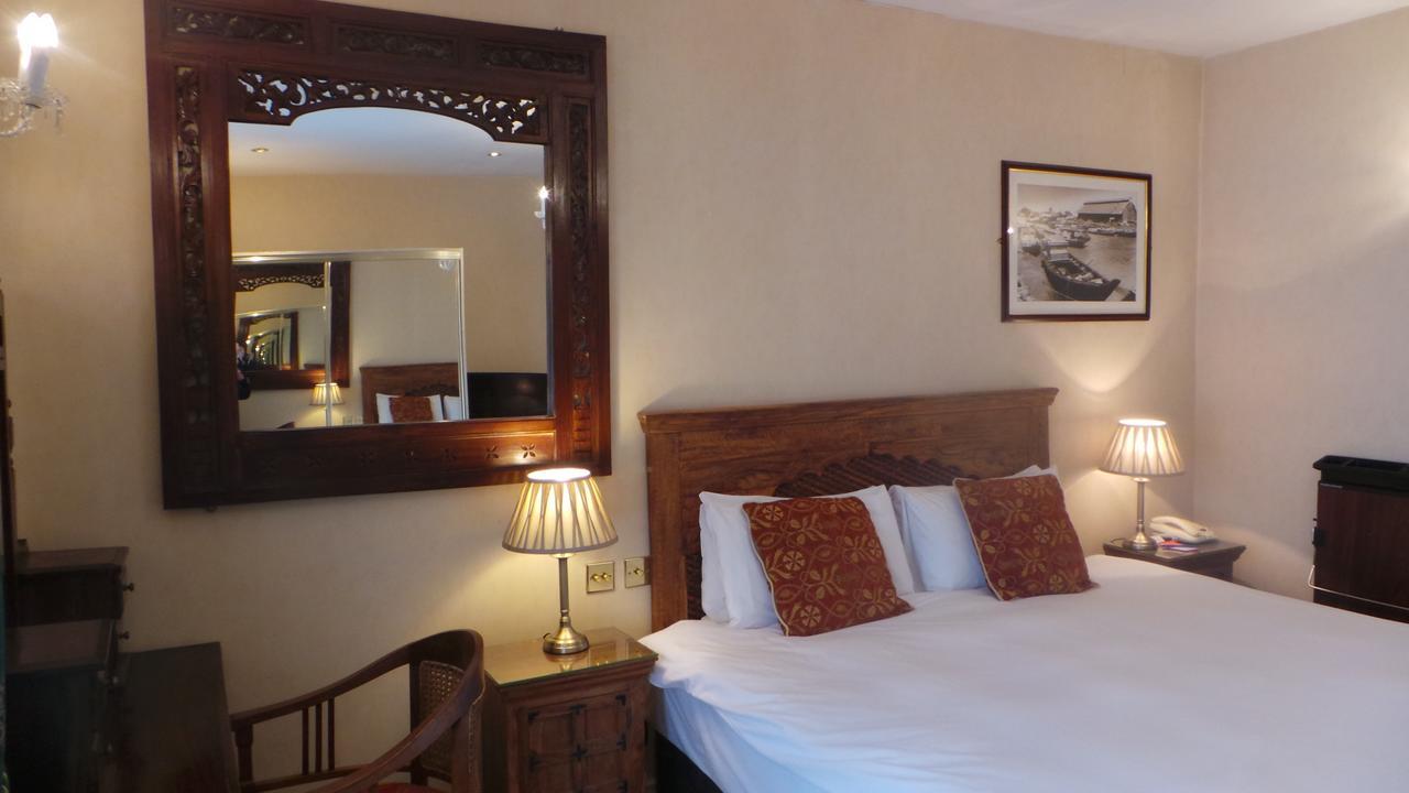 The Peacock Townhouse Hotel Kenilworth - Warwick Exteriör bild