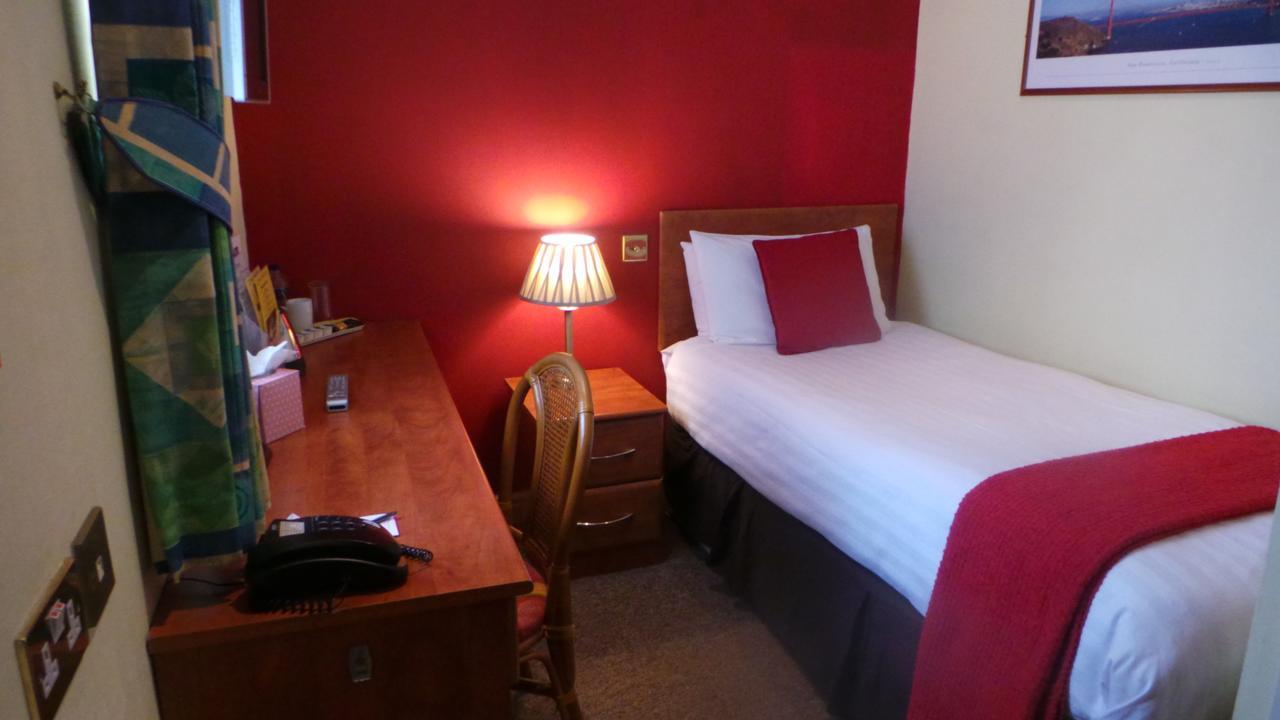 The Peacock Townhouse Hotel Kenilworth - Warwick Exteriör bild